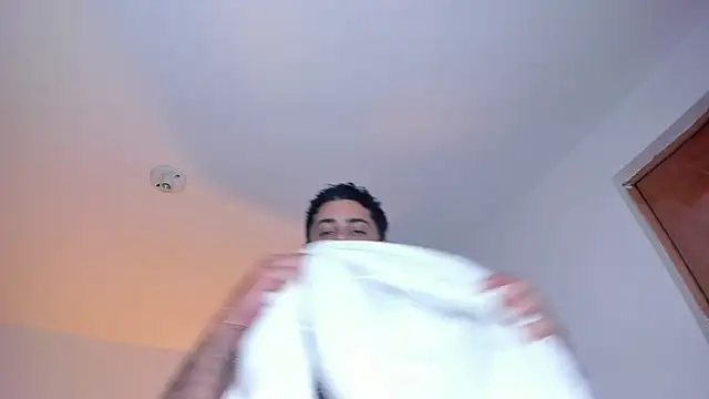 Justyn Torres online show from 3, 1, 2025