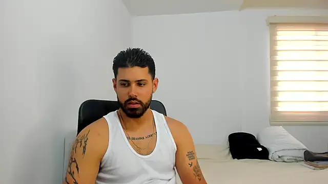 Justyn Torres online show from 10, 9, 2025