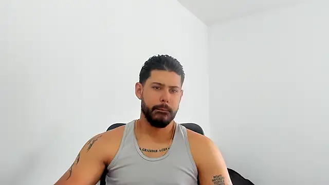 Justyn Torres online show from 12, 9, 2025