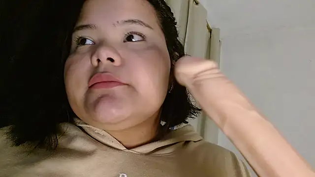 sexychubby    online show from 9, 2, 2025