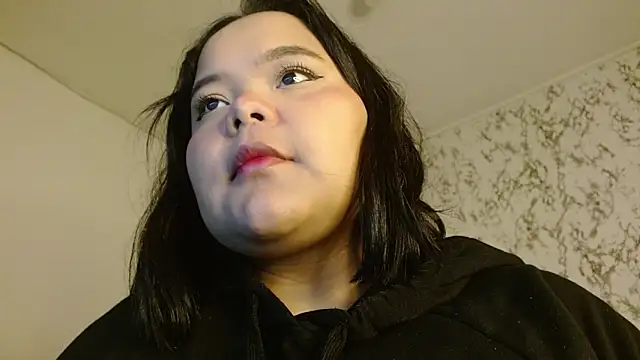 sexychubby    online show from 15, 12, 2025