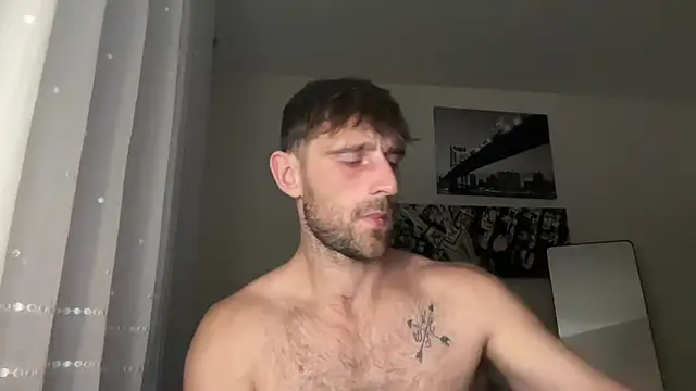 Snapshot of lukegunn chatting on 7, 2, 2026 lukegunn online show from 7, 2, 2026