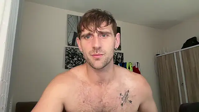 Snapshot of lukegunn chatting on 1, 3, 2026 lukegunn online show from 1, 3, 2026