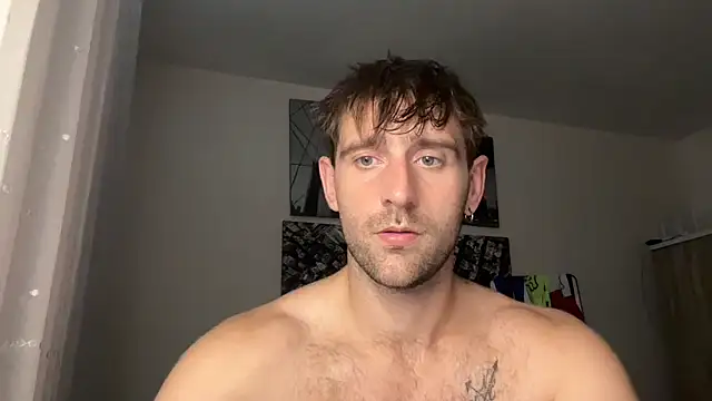 Snapshot of lukegunn chatting on 3, 3, 2026 lukegunn online show from 3, 3, 2026