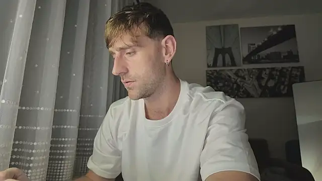 Snapshot of lukegunn chatting on 10, 2, 2026 lukegunn online show from 10, 2, 2026