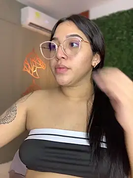 Amandanauty online show from 16, 1, 2025