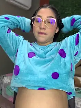 Amandanauty online show from 3, 1, 2025