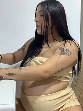 Amandanauty online show from 8, 2, 2025