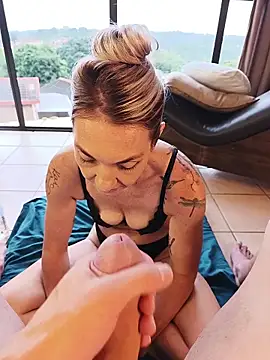 MissLMrJ online show from 10, 1, 2026