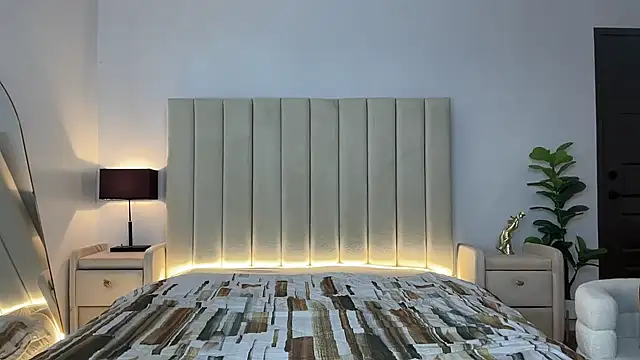 Maria wilton online show from 1, 4, 2026