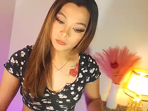 MajesticKitana online show from 4, 12, 2025