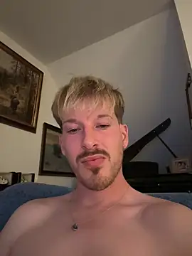 Snapshot of creampieboytim chatting on 8, 10, 2025 creampieboytim online show from 8, 10, 2025