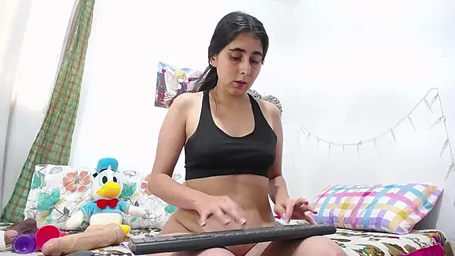 camila camila online show from 12, 2, 2026