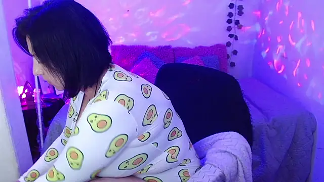 camilalatti online show from 18, 10, 2025