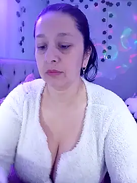 camilalatti online show from 26, 1, 2025