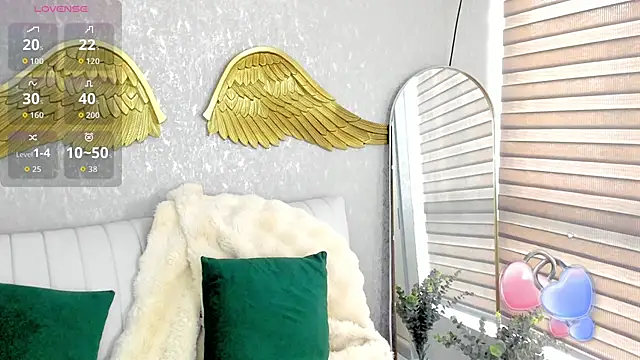 EmmaFerrary online show from 14, 11, 2025