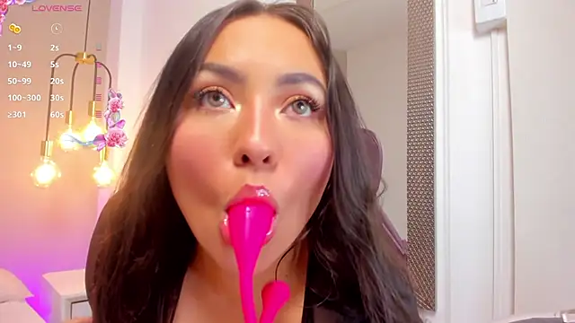 Snapshot of dulcepatersson1_ chatting on 19, 7, 2026 dulcepatersson1 online show from 19, 7, 2026