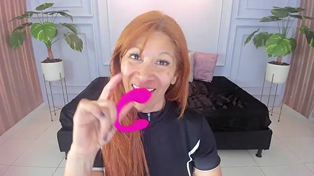 cintiagreyx online show from 14, 3, 2026