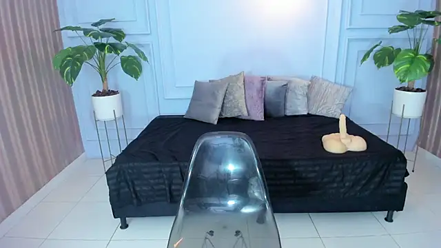 cintiagreyx online show from 25, 3, 2026