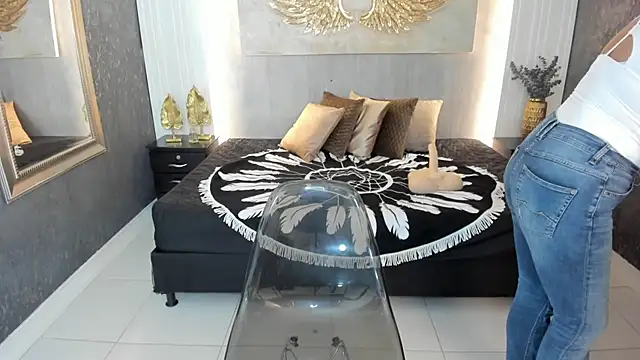 cintiagreyx online show from 9, 1, 2026