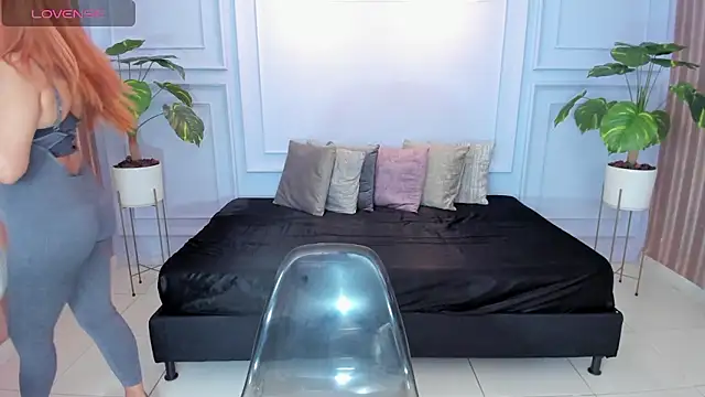 cintiagreyx online show from 19, 3, 2026