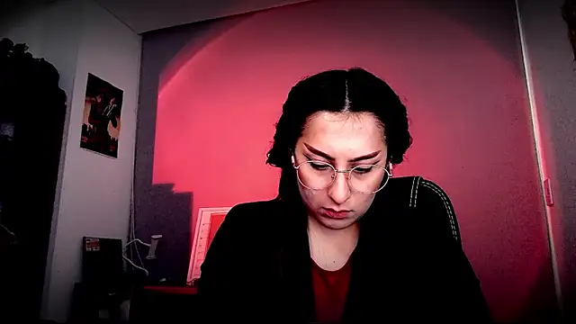 Scarlett Sen online show from 18, 12, 2025