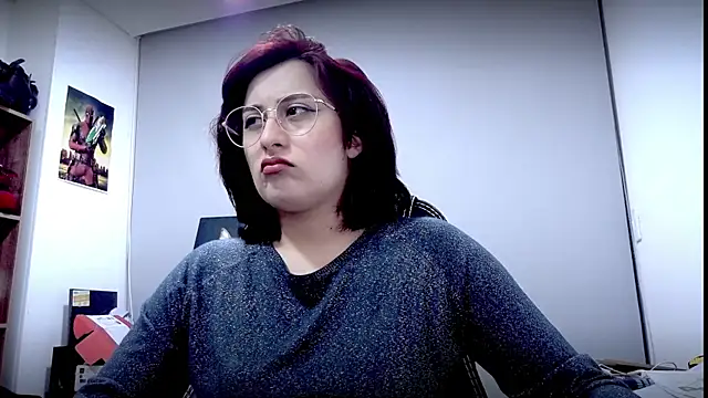 Scarlett Sen online show from 17, 4, 2026