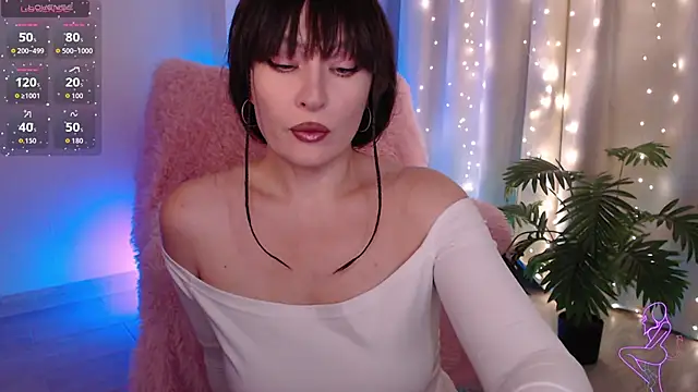 Zeeeme online show from 4, 3, 2026