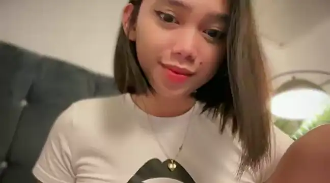 GenesisCastillano online show from 23, 2, 2025