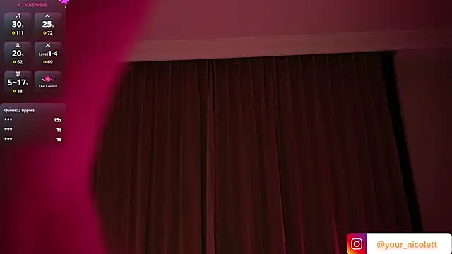 Snapshot of Your_Nicolett chatting on 20, 11, 2025 Your Nicolett online show from 20, 11, 2025