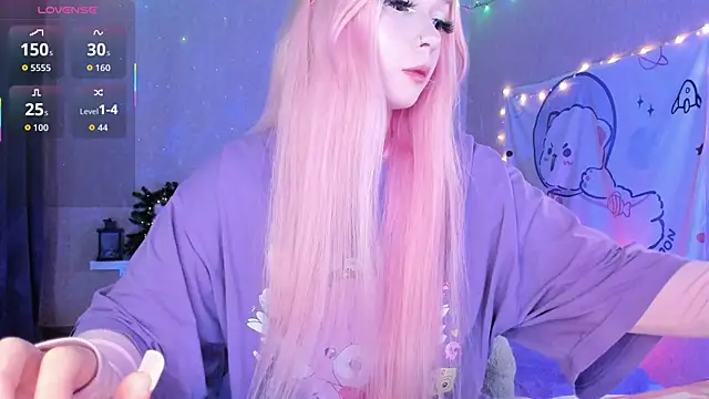 Snapshot of Misty_Shadow chatting on 25, 4, 2026 Misty Shadow online show from 25, 4, 2026