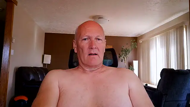 Snapshot of BasicAnt chatting on 7, 6, 2026 BasicAnt online show from 7, 6, 2026