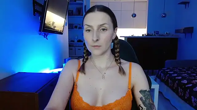 illusorycat online show from 24, 10, 2025