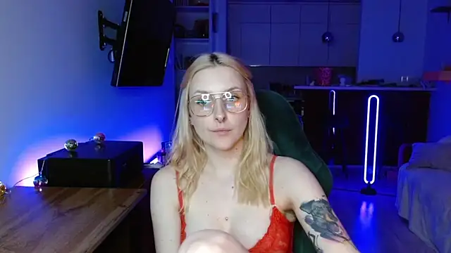 illusorycat online show from 22, 3, 2026