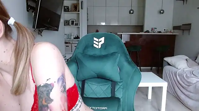 illusorycat online show from 22, 10, 2025