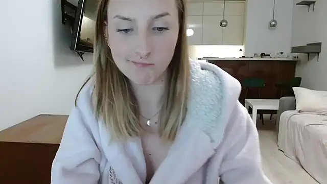 illusorycat online show from 24, 9, 2025