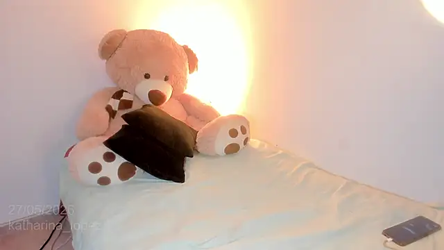 Katharina Lopez online show from 27, 5, 2026