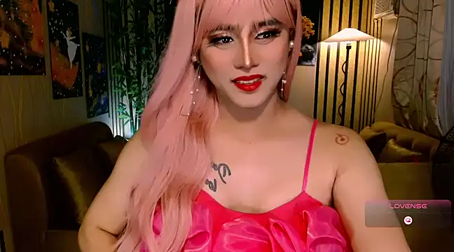 Snapshot of UrSweetKatCakes chatting on 1, 2, 2025 UrSweetKatCakes online show from 1, 2, 2025