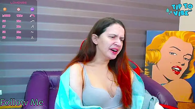 iris nikhols online show from 19, 12, 2025