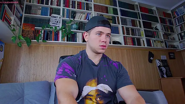 Arilas  online show from 27, 9, 2025