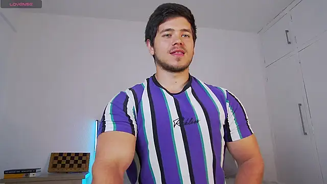 Arilas  online show from 7, 4, 2026