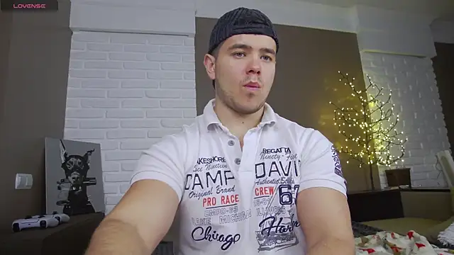 Arilas  online show from 20, 12, 2024