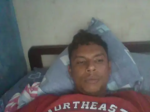 Snapshot of SmartNigga chatting on 2, 12, 2025 SmartNigga online show from 2, 12, 2025