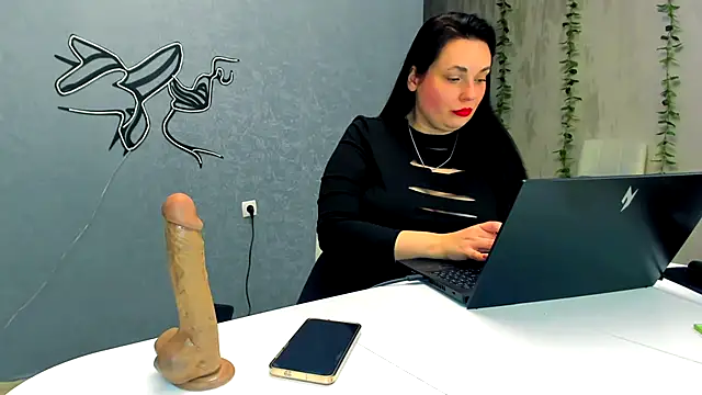 Snapshot of WorshipLilit chatting on 13, 12, 2025 WorshipLilit online show from 13, 12, 2025