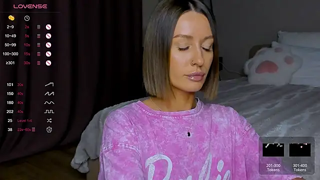 NejaSatin online show from 5, 3, 2026