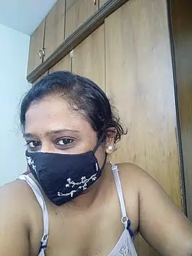 Snapshot of sexynayan23 chatting on 4, 5, 2026 sexynayan23 online show from 4, 5, 2026