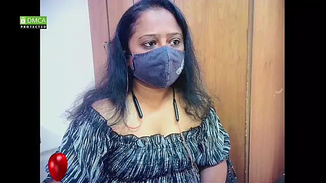 sexynayan23 online show from 10, 2, 2026