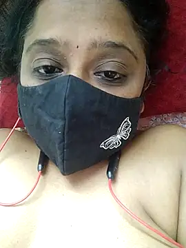 sexynayan23 online show from 15, 4, 2026