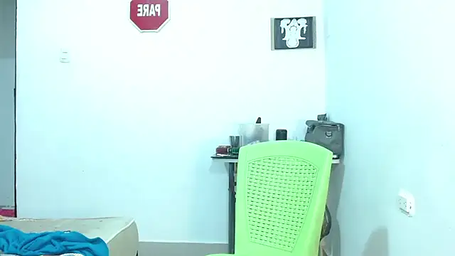 Snapshot of -Anarka- chatting on 1, 12, 2025 -Anarka- online show from 1, 12, 2025