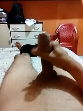 Emanuel45js online show from 1, 3, 2025